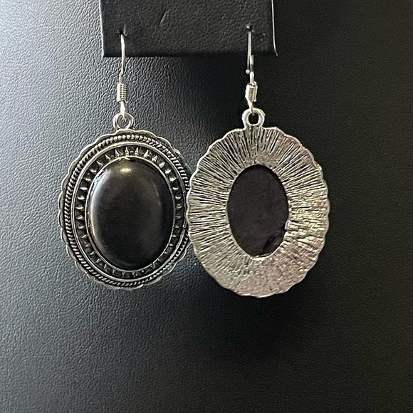 WOMEN’S Vintage Oval Cabochon Semiprecious Metal Earrings Silvertone - Picture 8 of 14